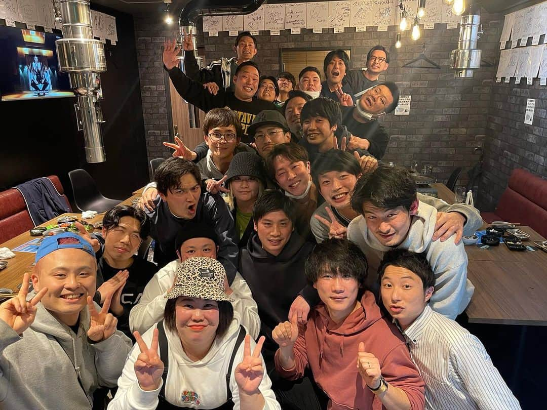 大村ジーニアスさんのインスタグラム写真 - (大村ジーニアスInstagram)「熊元プロレス送別会 熊、行ってらっしゃい！ #35期 #スルバム」3月26日 21時40分 - kenjitimekenjitime