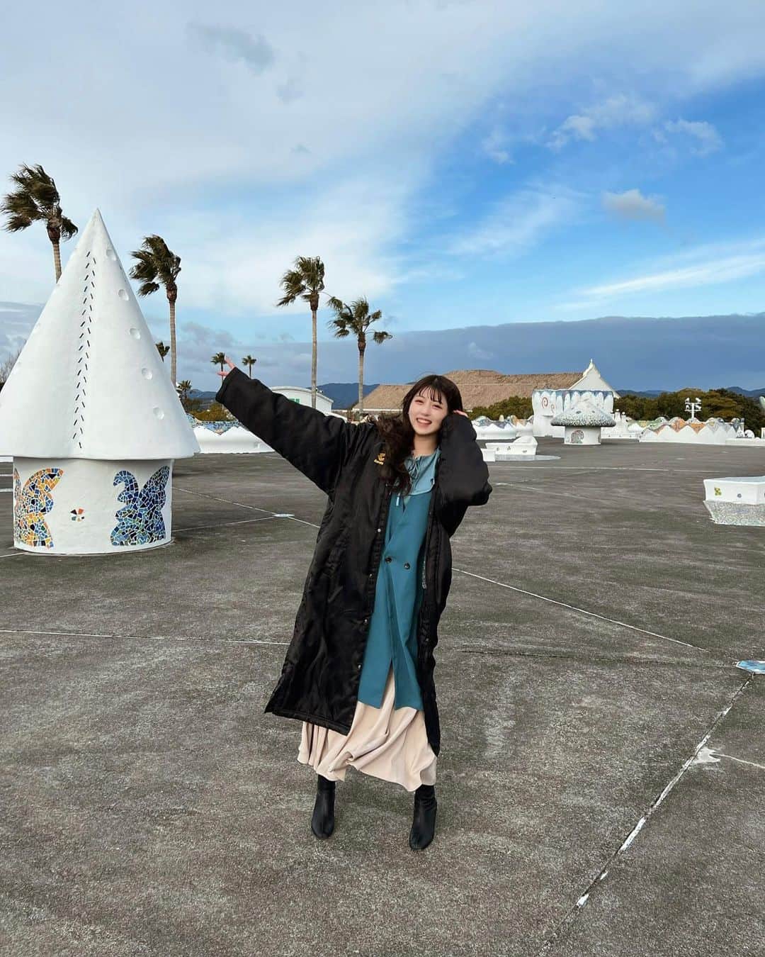 宇佐神星（きらり）さんのインスタグラム写真 - (宇佐神星（きらり）Instagram)「CM撮影のオフショットたち📸  強風と闘いながらも、たくさん笑って楽しかった😽」3月26日 21時44分 - kirari_usami