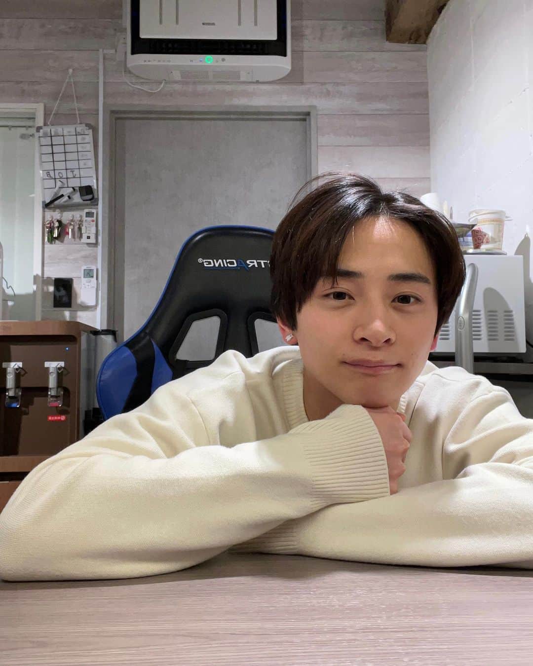 坂井翔のインスタグラム：「こんばんわ。また明日から月曜日。頑張ろーーう。⤴︎」