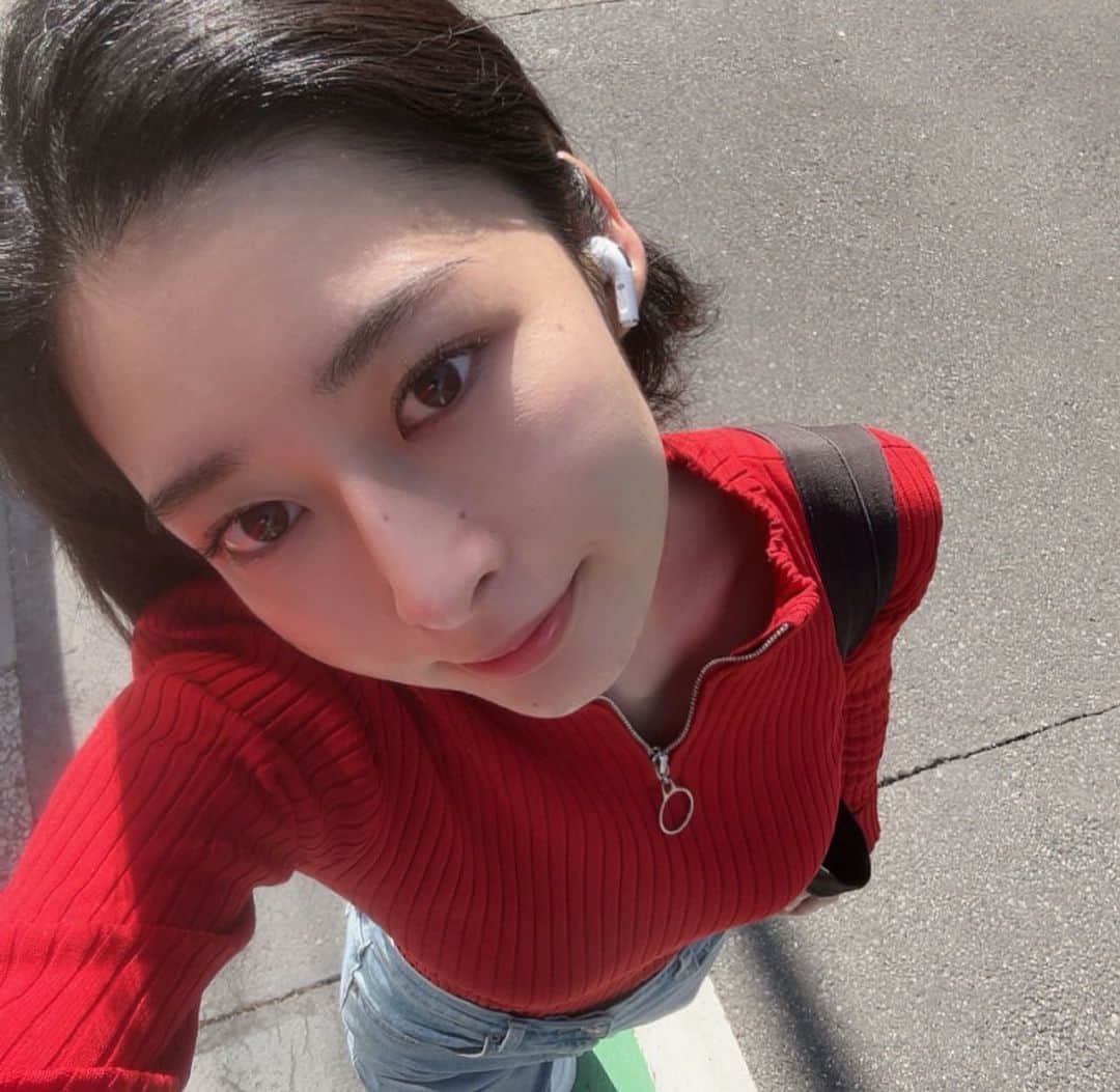 西山なずなのインスタグラム：「♪」