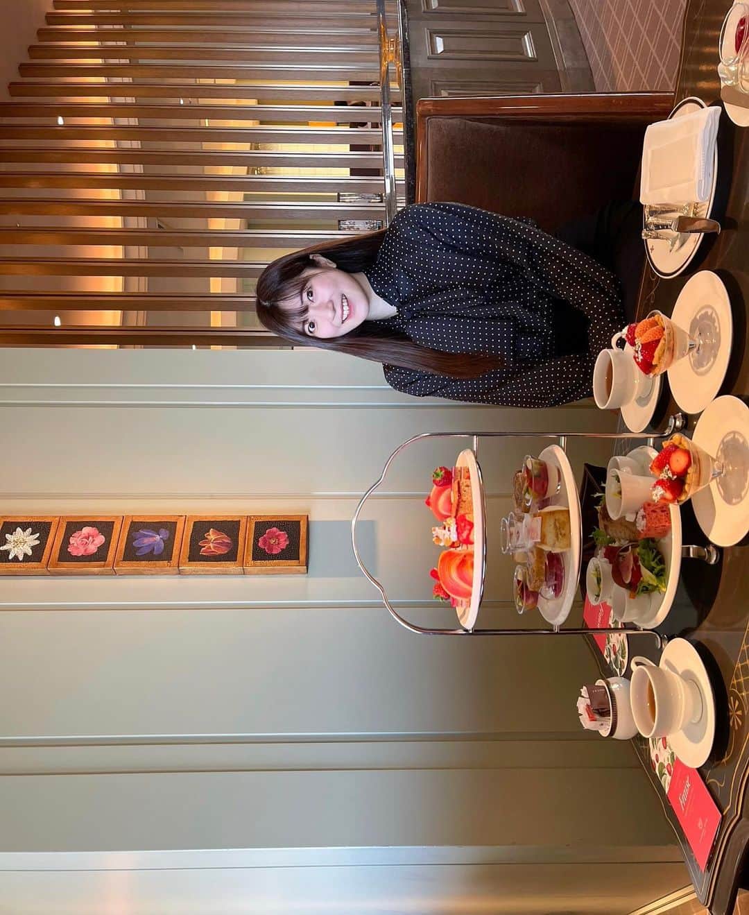 小泉里奈さんのインスタグラム写真 - (小泉里奈Instagram)「帝国ホテルでお茶した日。♡  #アフタヌーンティー #帝国ホテル #帝国ホテル東京 #日比谷カフェ #銀座カフェ #東京カフェ #東京カフェ巡り #ヌン活 #下午茶 #afternoontea #imperialhotel #imperialhoteltokyo #onthetable #teatimes #tokyocafe #strawberryseason」3月26日 21時59分 - koizumi_rina