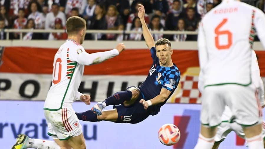 のインスタグラム：「12 godina u najlipsem dresu 🇭🇷 ❤️」