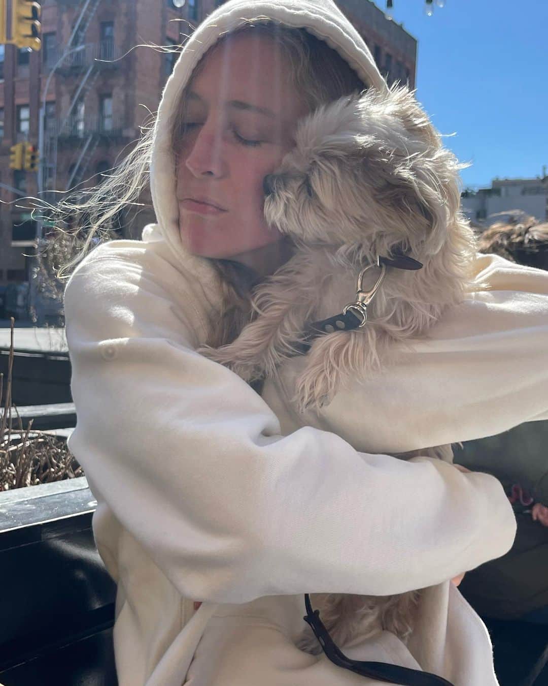 アディクションのインスタグラム：「Beautiful Morning with beautiful friends for a coffee ❤️ @raquel_zimmermann  and my baby @my_jungle_leo」