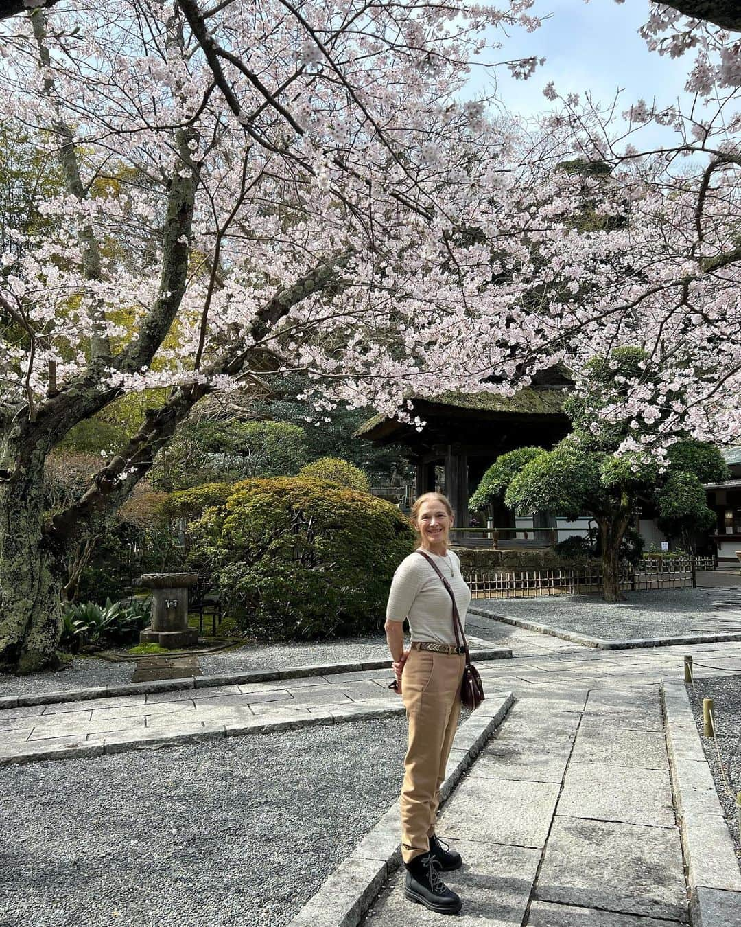 さんのインスタグラム写真 - (Instagram)「Mom came to visit me in Japan!」3月27日 2時56分 - ansel