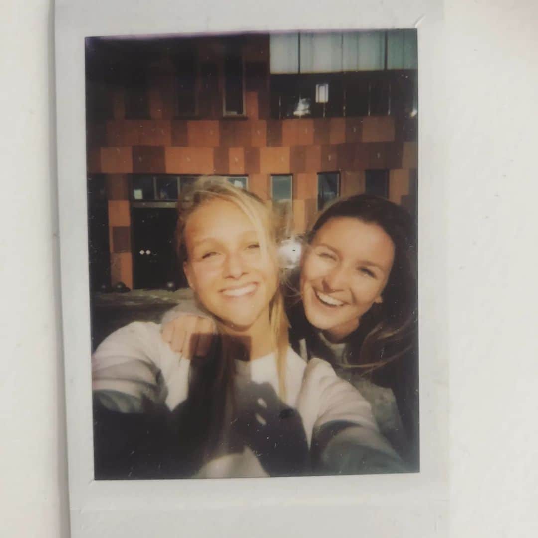 Paulien COUCKUYTさんのインスタグラム写真 - (Paulien COUCKUYTInstagram)「Last month was all about friends & love (& apparently good food)(and ofcourse working hard on my comeback)! 💕  #photodump #love #blessed」3月27日 3時37分 - pauliencouckuyt