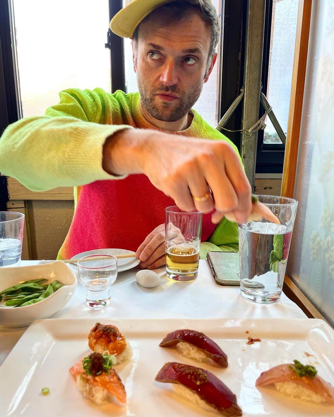 クレア・コフィーのインスタグラム：「@christhile has a new album out this week!! It is very special!! Like his fashion sense!! Go get the new @nickelcreek u will not be sad u did!!」