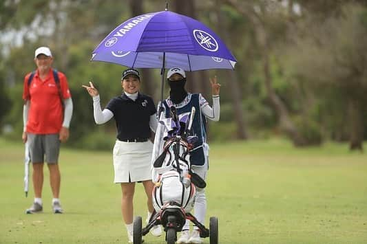 高木優奈さんのインスタグラム写真 - (高木優奈Instagram)「Thank you @golfnsw @playtodaycc @visitnsw @forstertuncurrygolfclub #WomensNSWOpen #feelNSW #NewSouthWales    Next #AustralianClassic  優勝争いからの大崩れはとっても悔しいけど本当にこんなに悪くても楽しいと思えるのはここに来たから。 英語が喋れなくても私を応援してくれるギャラリーの人もいます。 大好きなゴルフを楽しんでできる事に何よりも感謝です！ 来週も頑張ります♪ #髙木優奈 #YunaTakagi #ヤオマサ #濱田精麦 #Zoy #YAMAHA」3月27日 10時51分 - yun.g__156cm