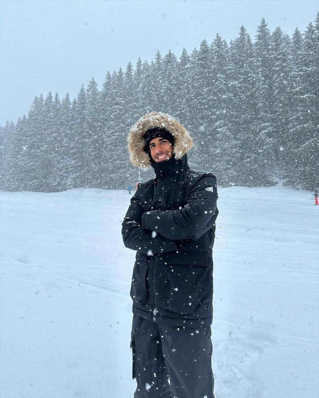 マルコ・アセンシオさんのインスタグラム写真 - (マルコ・アセンシオInstagram)「Different weekend 🥶❄️」3月27日 23時33分 - marcoasensio10