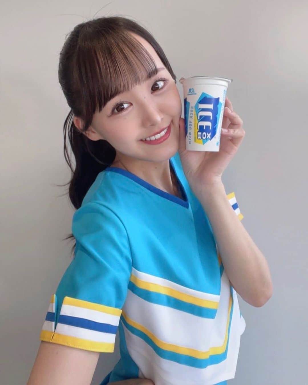 福田朱里さんのインスタグラム写真 - (福田朱里Instagram)「森永製菓 アイスボックスのCMに起用して頂きました！ アイスボックスは昔からよく食べている大好きな商品だったので、今回お話を頂けてすごく嬉しかったです。  撮影もとっても楽しくて、アイスボックスカラーのチアガールの服が爽やかで可愛くてお気に入りになりました💎公式アカウント(@icebox_stu48 )で随時オフショットなどもアップされるかも！？フォローしてお待ちくださいね☺️ STU48パッケージのICE BOXが全国のお店に並ぶのも楽しみ〜みなさんぜひ沢山GETしてください！！私もいっぱい食べたいと思います！！  特設サイトにはキャンペーン情報、限定動画など盛り沢山なのでぜひチェックしてください✨ https://www.morinaga.co.jp/ice/icebox/stu48/  #フレフレ全力 #アイスボックス #チア #チアガール #アイドル #ポニーテール #アイス #アイドル衣装 #衣装 #夏 #水色 #森永製菓 #福田朱里 #甲斐心愛 #瀧野由美子 #石田千穂 #高雄さやか #中村舞 #沖侑果 #ICEBOX #STU48 #CM」3月27日 16時27分 - akaringo_stu48