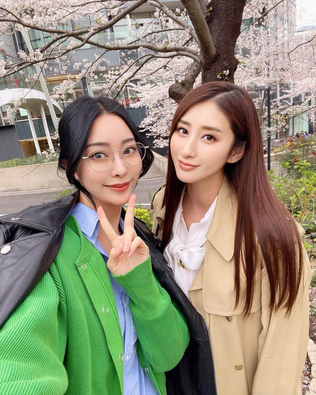 佐藤衣里子さんのインスタグラム写真 - (佐藤衣里子Instagram)「春だねー🌸 あっという間に咲いて あっという間になくなる🥺  本当に一瞬だね。。。😢🌸  #春#桜#cherryblossom#midtown」3月27日 16時54分 - eriko0625