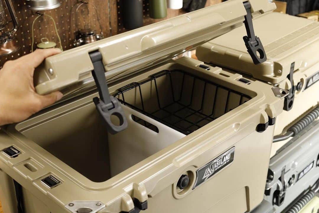 VASTLANDさんのインスタグラム写真 (VASTLANDInstagram)「【新商品】 ・タフクーラーボックス ラッチタイプ につい