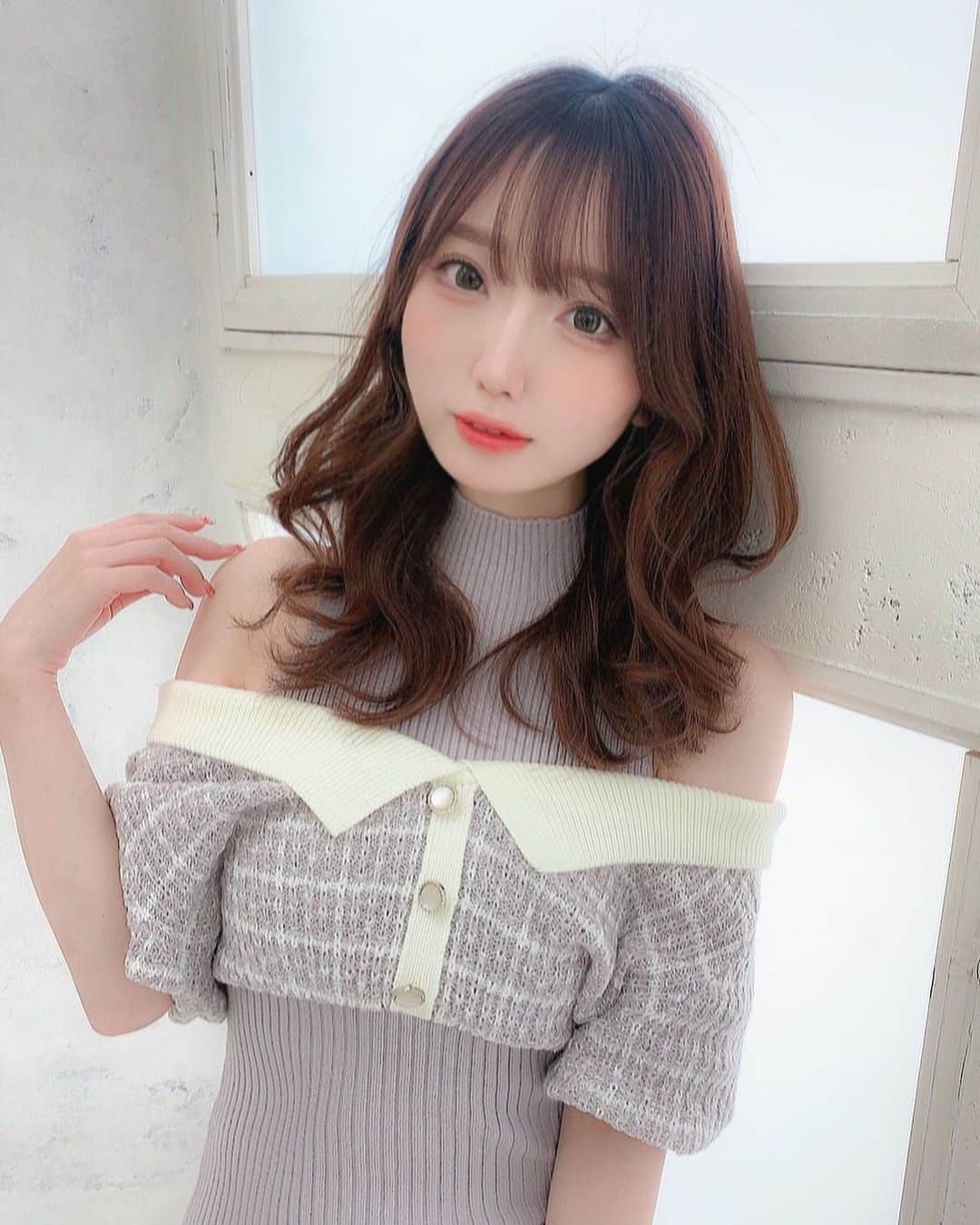 のインスタグラム：「ちょっと前の写真🌸♡ ・ ・ #サロンモデル　#サロン撮影　#春服　#ミディアムヘア」