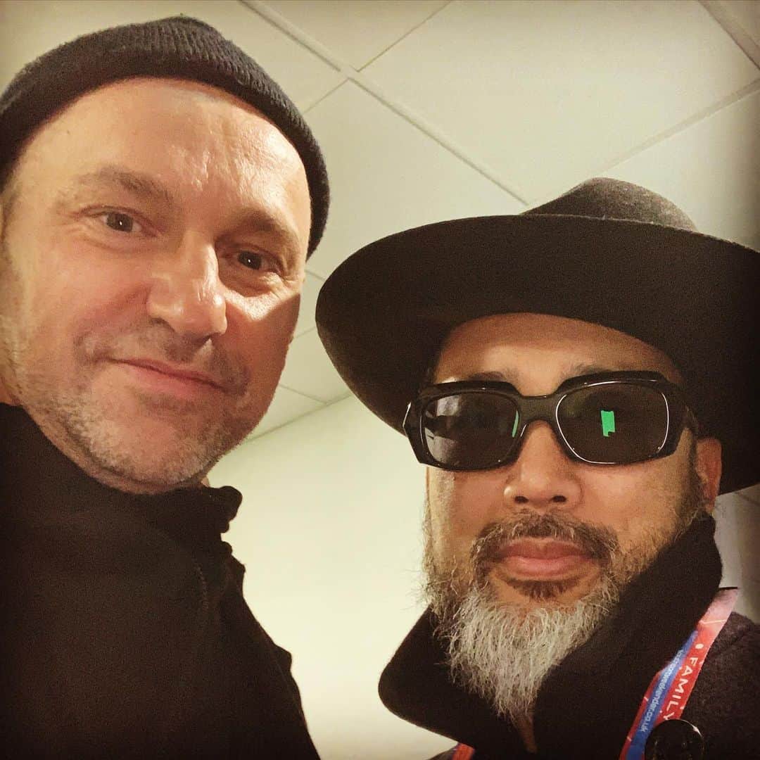 沖野修也のインスタグラム：「@henrikschwarzlive さんにばったり！ WWF以来かな？京都で再会の予定。 @southportweekender」