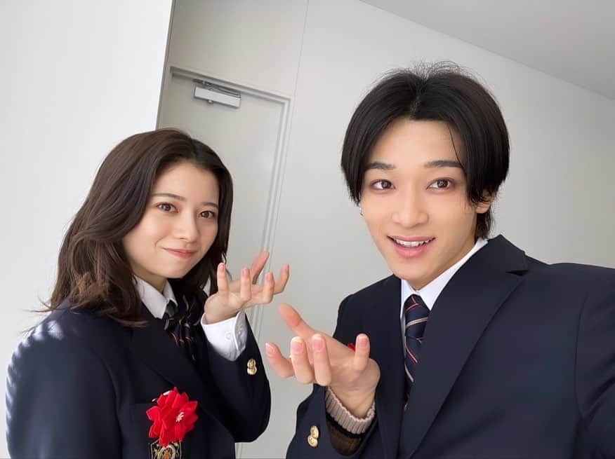 松本怜生のインスタグラム：「・  久々の同世代の方々との共演は すごく特別な時間でした。  作品完成までのそれぞれ違う役への挑み方。考え方。  同じ世代の方だからこそ得る 違った刺激がこの期間にはありました  大輔としてこの作品に携わることが出来て 本当に良かったです!!  『沼る。港区女子高生』 ありがとうございました！  @z_drama_ntv   #ヌマじょ」