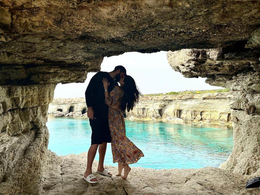 ナタリア・ベッカーのインスタグラム：「Começando a semana já em casa, recarregada pela gratidão de ter vivido esses momentos juntos ❤️ (grata por ter feito ballet 🩰 também! 😂)」