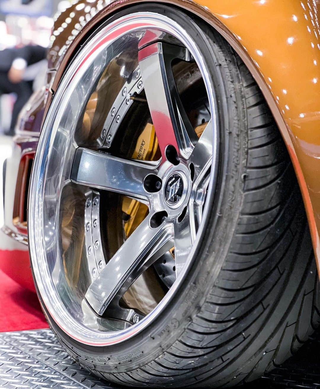 のインスタグラム：「BACK LABEL ZEAST  #workwheels #workwheelsjapan #workzeast  #zeast #2piecewheels」