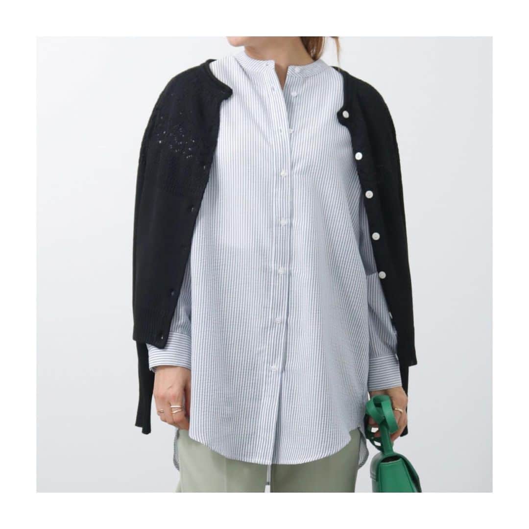 Lugnoncure（ルノンキュール）さんのインスタグラム写真 - (Lugnoncure（ルノンキュール）Instagram)「【Recommend Items】 スッキリとしたバンドカラーシャツは 一枚ではもちろん、羽織りとして着用したり ベストとレイヤードして着用したりと 様々な使い方で活躍します。 ⁡ 柔らかい肌触りと爽やかな色合いで 春から夏にかけて長くお使いいただけます。 ⁡ ⁡ ⁡ #shirt ¥5,390(tax incl.)_No.1711662 off-white/blue/navy ⁡ #one-piece ¥6,490(tax incl.)_No.1107137 off-white/blue/navy ⁡ ⁡ ⁡ ※商品画像は、撮影環境やご利用のPC・スマートフォンのモニター環境などにより実物と色味に差異がある場合がございます。 ⁡ ⁡ ⁡ #lugnoncure #ルノンキュール #オフコーデ #オフスタイル #休日コーデ #大人カジュアル #大人カジュアルコーデ #カジュアルコーデ #カジュアルファッション #シャツ #ストライプ #トレンド #春コーデ #spring #2023ss #canshopig」3月27日 19時15分 - lugnoncure