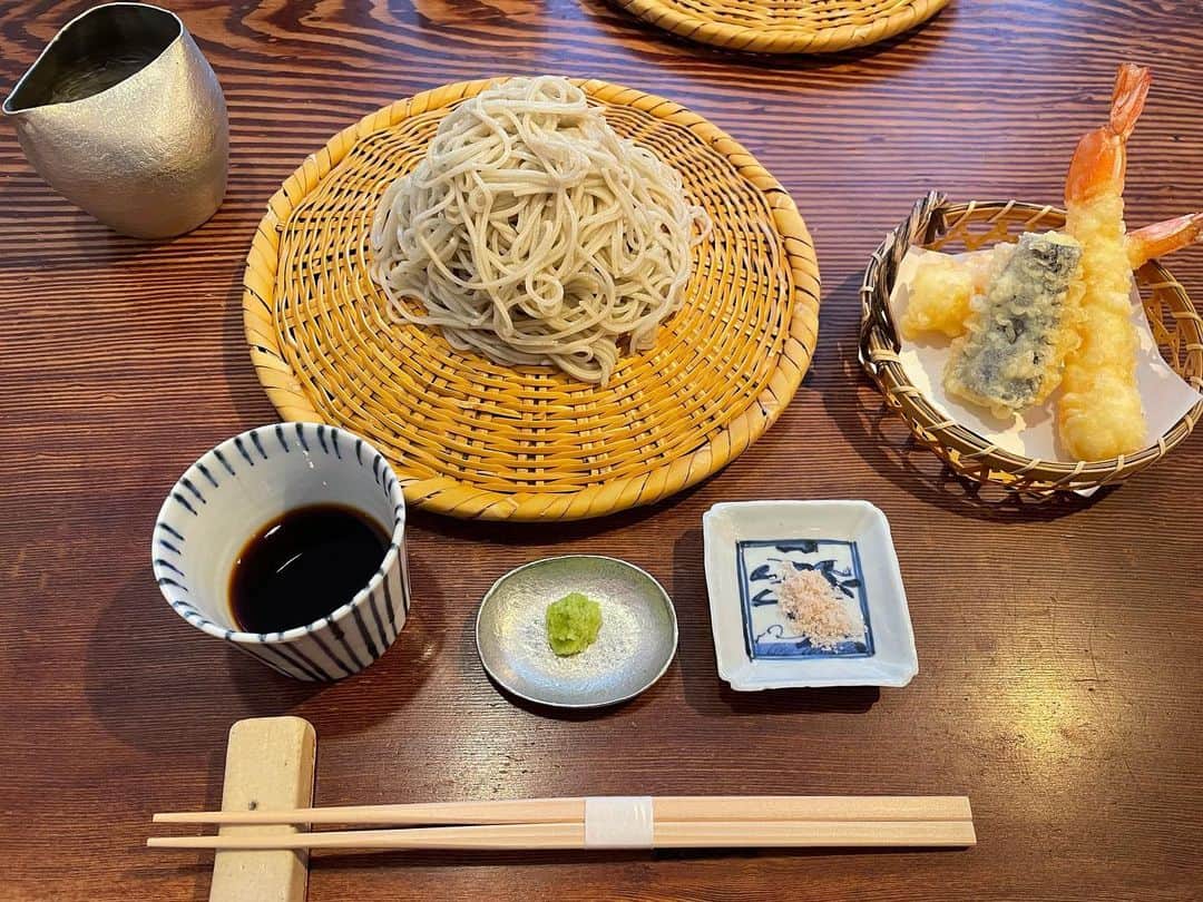 摩耶裕のインスタグラム：「. . 美味しいお蕎麦屋さん開拓も好き！  要するに美味しいご飯屋さん探すのが好き笑  #まき埜  #お蕎麦屋さん」