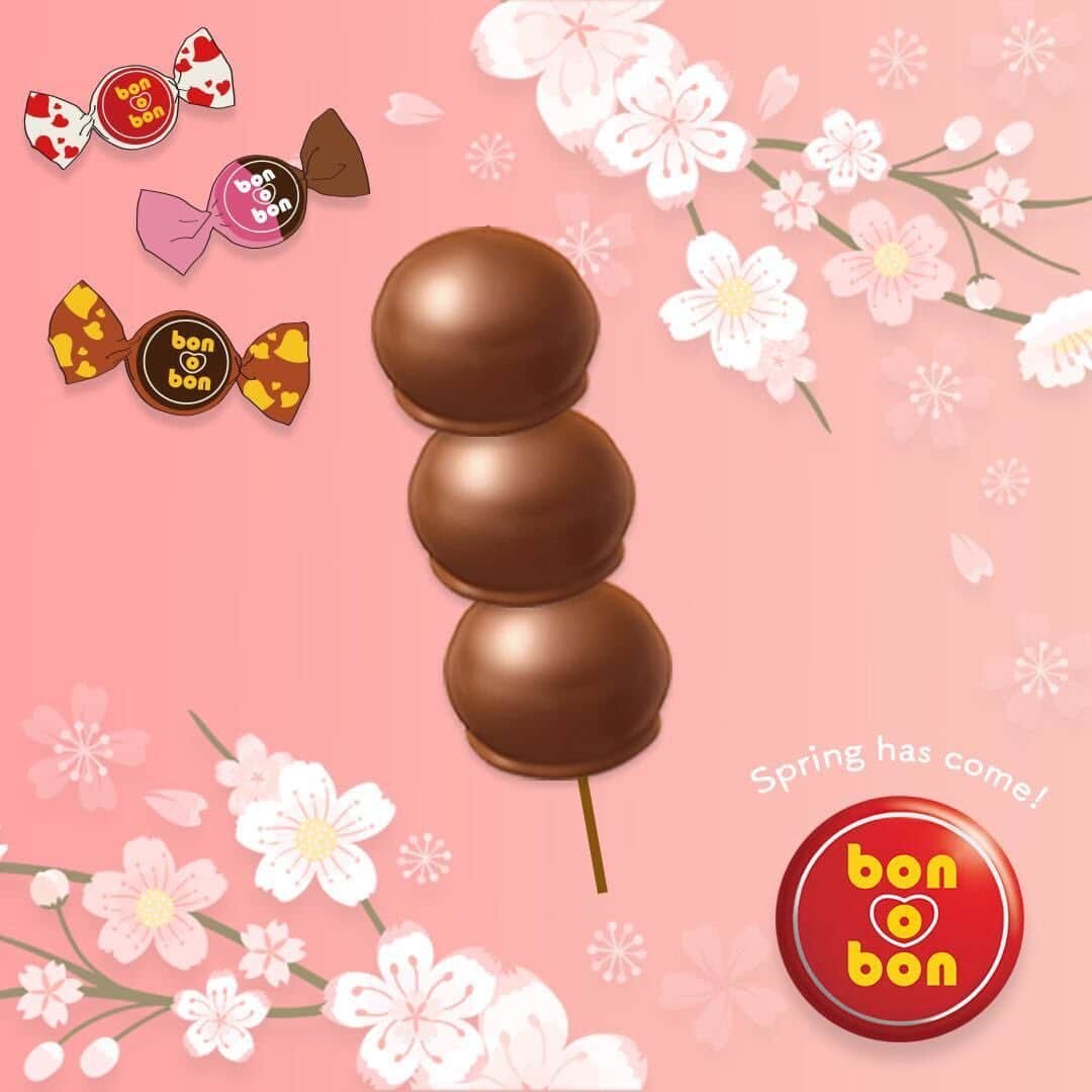 Bonobonのインスタグラム：「#お花見 に行く予定はもう立てた？🌸 定番メニューはお団子🍡だけど、 今年は #ボノボン 団子にしよう😉 家族、友達、一人のお花見でも！ 桜に癒されながら、ボノボンの美味しさを味わって！ どこにお花見行ったか、ぜひコメントで教えてね🙌  #ボノボン #Bonobon #キモチの伝わる一粒 #アルゼンチン」