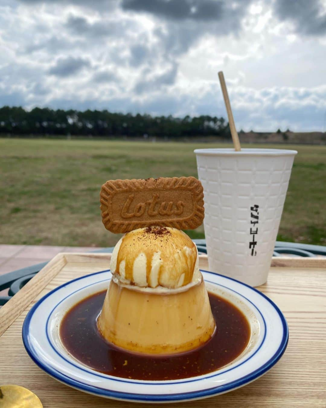 鬼辻麻衣さんのインスタグラム写真 - (鬼辻麻衣Instagram)「🍮   串木野に行った日🚘  @ajisai1115 で焼肉ランチして、 👦🏻遊ばせがてら @kent_coffee_ で🍮食べて @ajisai_29_koubou の🍔食べて  どれもこれも美味しくて食べすぎた😇🌸  #串木野カフェ #串木野ランチ　#鹿児島カフェ」3月27日 19時54分 - kitsumai