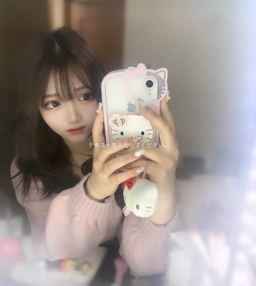 中明佑里花さんのインスタグラム写真 - (中明佑里花Instagram)「ストーリーにものせたけどっٍ ٛ . ̫ . ٛ ٍ🎀  #hellowkitty#sanrio#キティちゃん#ハローキティ#サンリオ#ちいかわネイル#自撮り#japanesegirl#selfie」3月27日 20時04分 - yurika__0306