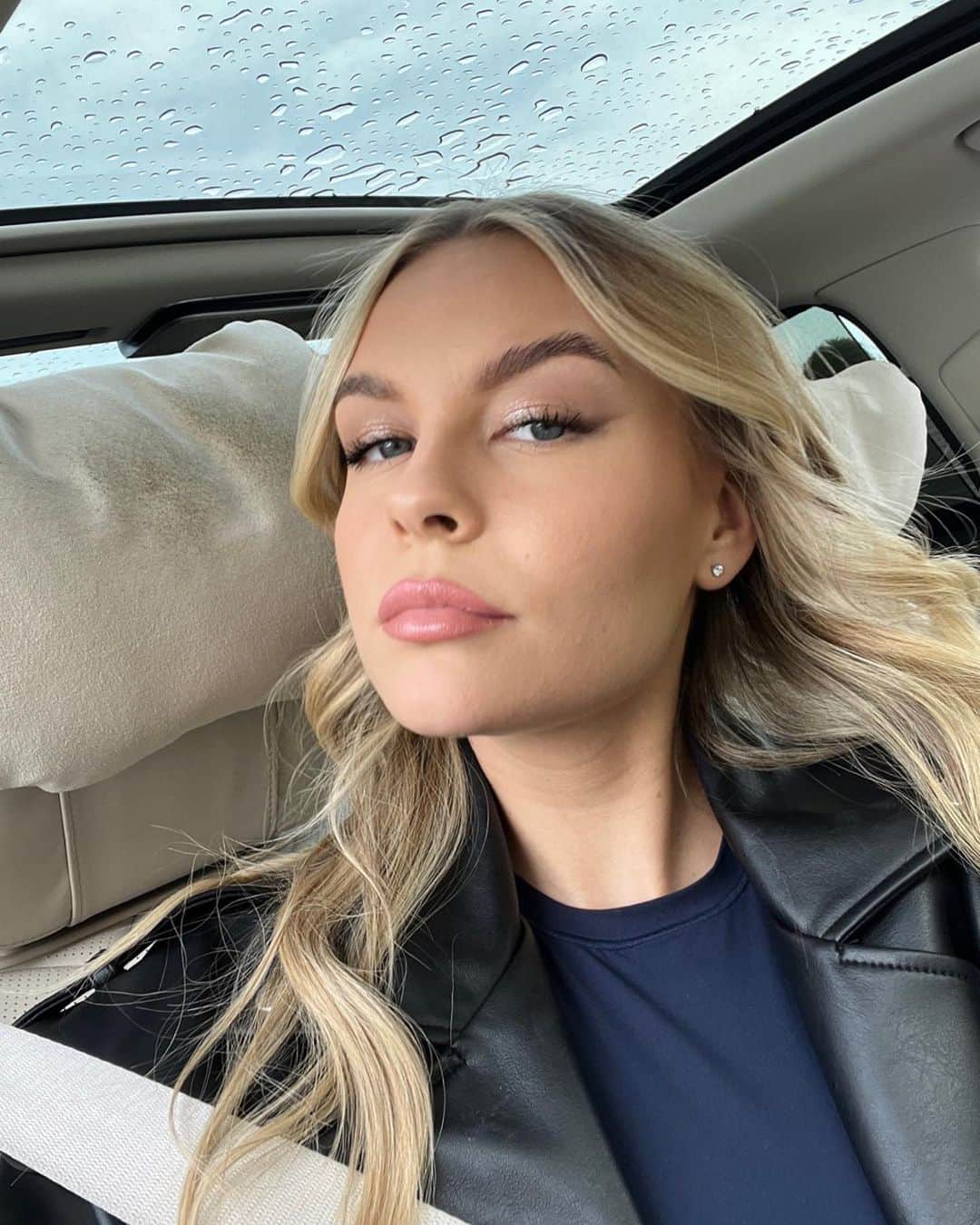 Dagi Beeのインスタグラム：「weekly recap of week 12 ✨ Ich freu mich schon auf Ende des Jahres mir jeden Recap anzuschauen, was in all den Wochen alles passiert ist 🥹 #sogreatful」
