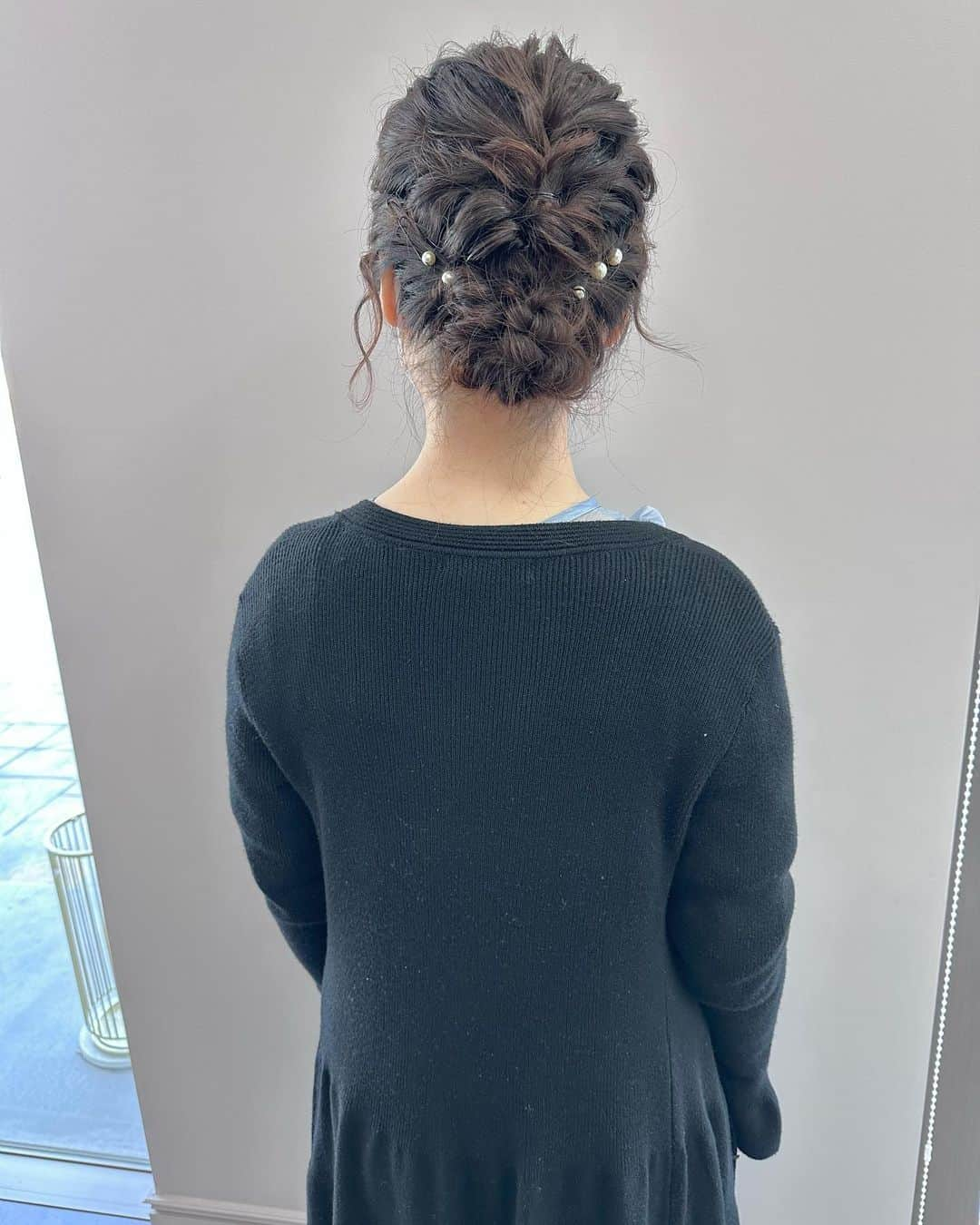 野澤 琢眞（Takuma Nozawa）のインスタグラム：「ヘアアレンジ王道スタイル #美容室#白子美容室#ヘアスタイル#ショートヘア#美容師#美容室 #ヘアアレンジ#髪質改善#縮毛矯正#ストレートヘア#鈴鹿美容室#鈴鹿美容室クルムバイルチア」