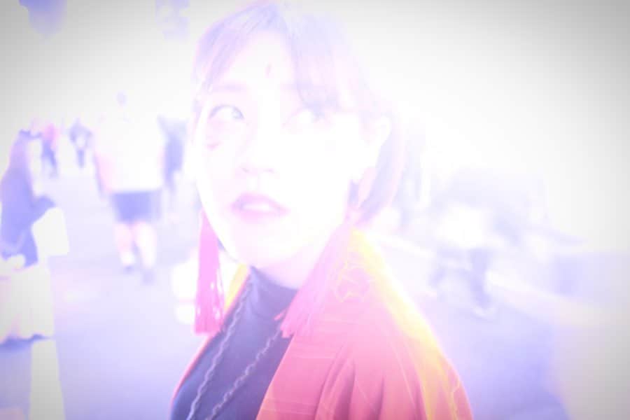 鈴木ももさんのインスタグラム写真 - (鈴木ももInstagram)「"光に滲んだ街"  Model  Suzuki Momo  Cameraman Mercedes Illan   #chica #model #guapa #japonesa #SinYoko #cabukicho #fotografia #digital #tokio #歌舞伎町 #美少女 #少女 #着物 #光 #街 #kimono #camera #ゴールデン街」3月28日 0時18分 - szmm7