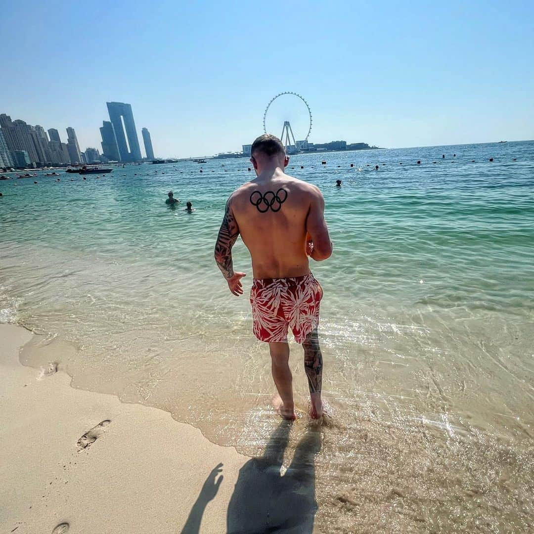 ナイル・ウィルソンさんのインスタグラム写真 - (ナイル・ウィルソンInstagram)「Having a bloody fantastic holiday🤍 @visit.dubai」3月28日 1時02分 - nilemw