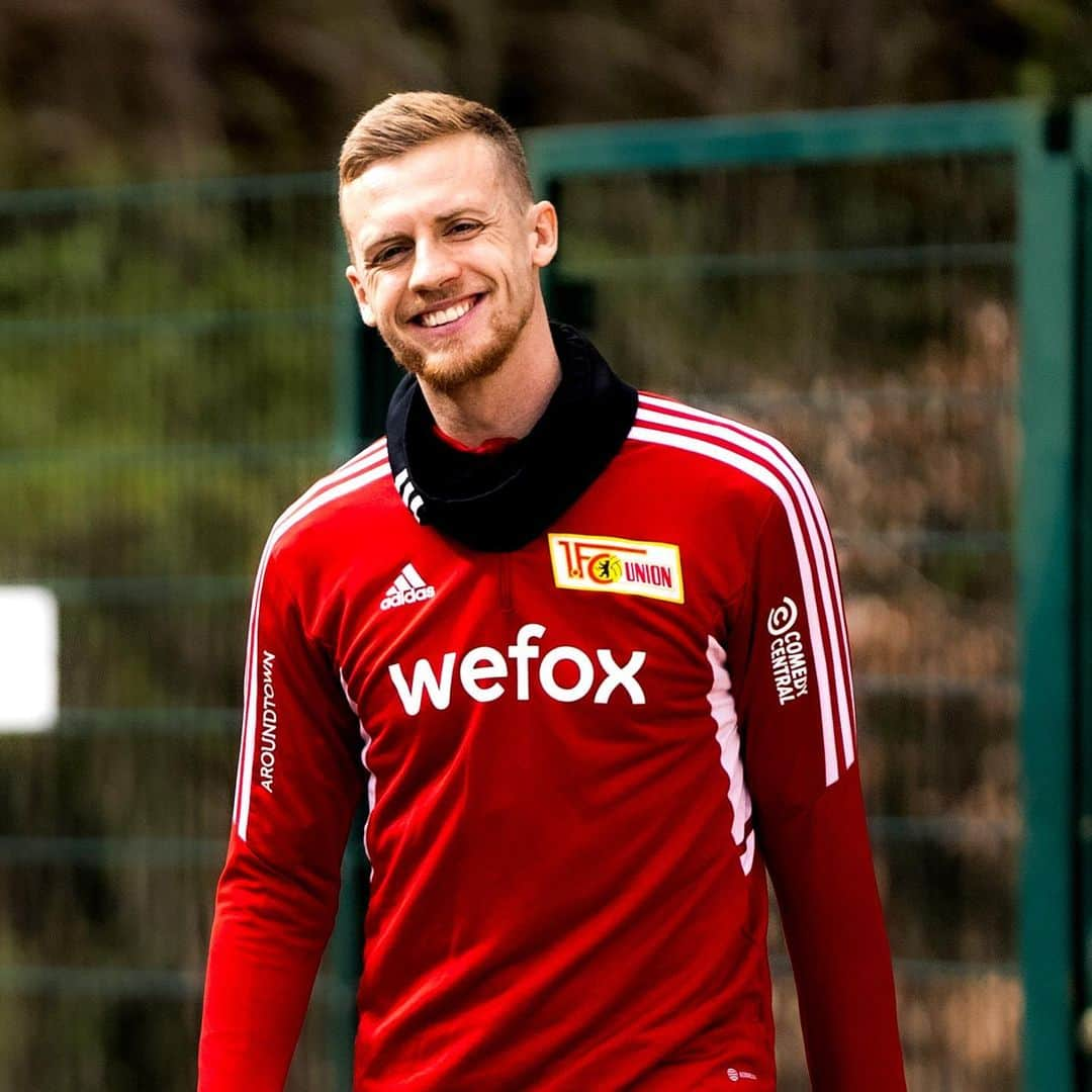 ティモ・バウムガルトルのインスタグラム：「Tolles Foto 🙃😁 @1.fcunion」