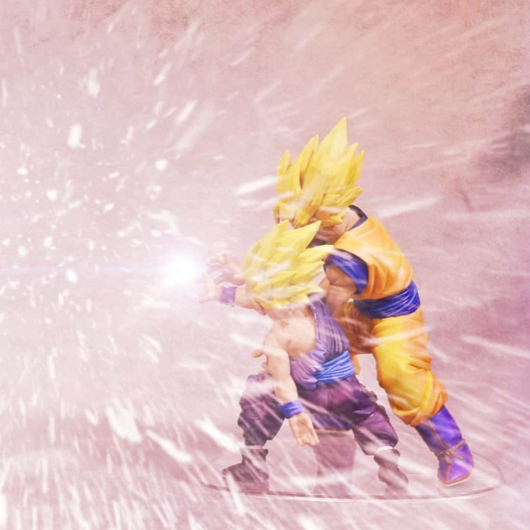 FashionDreamer Dのインスタグラム：「Father Son Kamehameha  #dragonballz #goku  #gohan  #Anime  #Japan」