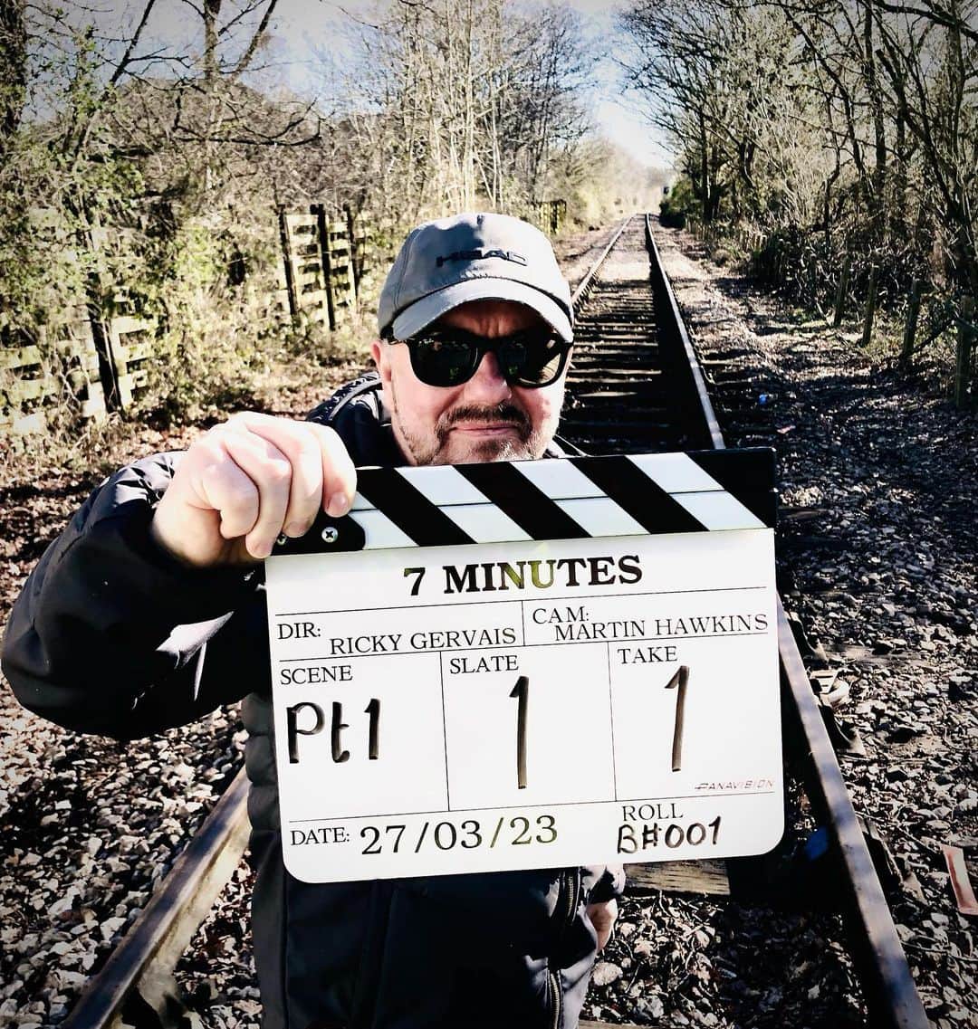 リッキー・ジャーヴェイスのインスタグラム：「Action! #ShortFilm」