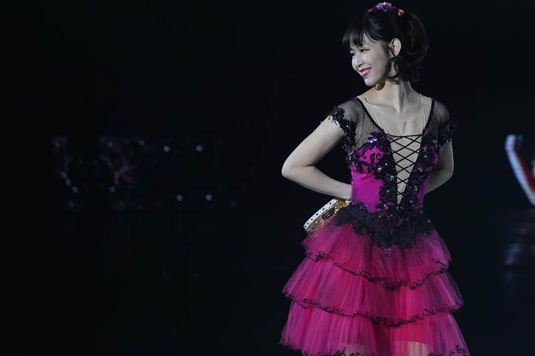 今井遥のインスタグラム：「BEYOND立川全11公演🎊 体力的に厳しかった時もありましたが、 ご来場の皆様の拍手や声援のお陰で何とか滑り切ることができました☺️  今回の立川の会場は、 私の出身地や、スケートを始めたリンクからも車ですぐの、まさに地元でして、、、  そんな場所でbeyondという素晴らしいショーのメンバーとして滑れたこと、感慨深い気持ちでいっぱいです✨  次の栃木公演でも更なる進化を見せられるよう、頑張ります⛸  #beyondmaotour #東京 #立川 📸「#カルメン」」
