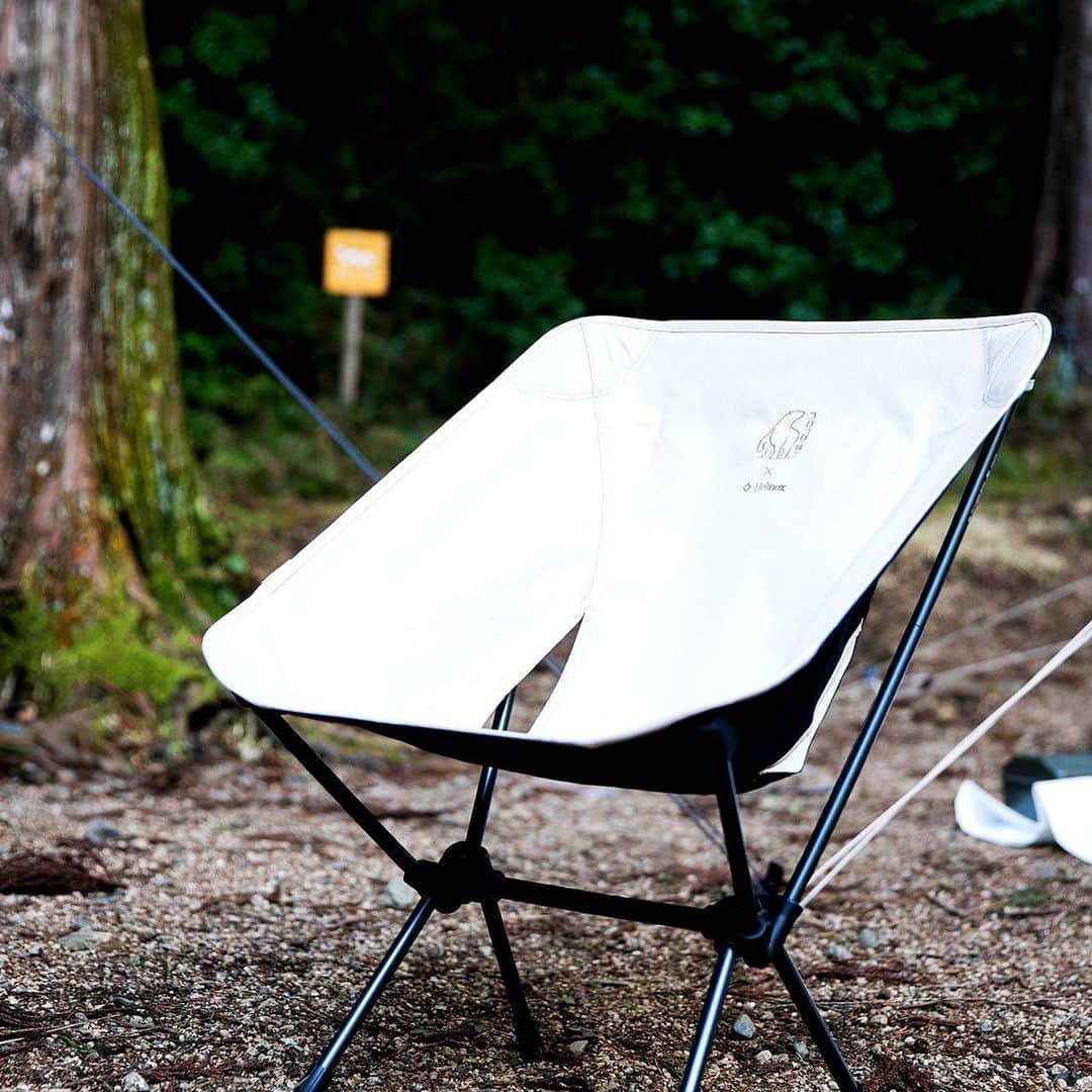 キャンプ情報サイト［ランタン］さんのインスタグラム写真 - (キャンプ情報サイト［ランタン］Instagram)「CAMP SMILE STYLE ／ ノルディスクの大きなテントで 子供と2人のんびり過ごす休日 ＼ いろんなキャンパーのキャンプスタイルを現地取材と一般キャンパーからの投稿で数多く掲載してます。 . . 詳しくは @lantern.camp webサイトをご覧ください . . #camp #camping #camplife #outdoor #travel #trip #lantern_smile #キャンプ #キャンプ用品 #アウトドア #テント #自然 #旅行 #キャンプ初心者 #キャンプ好きな人と繋がりたい #アウトドア好きな人と繋がりたい #camper #外遊び #キャンプスタイル #かぶとの森テラス #デュオキャンプ #デュオキャン #親子キャンプ #Nordisk #ノルディスク #焚き火台 #BAREBONES #ベアボーンズ #レイルロードランタン #ledランタン」3月28日 18時03分 - lantern.camp
