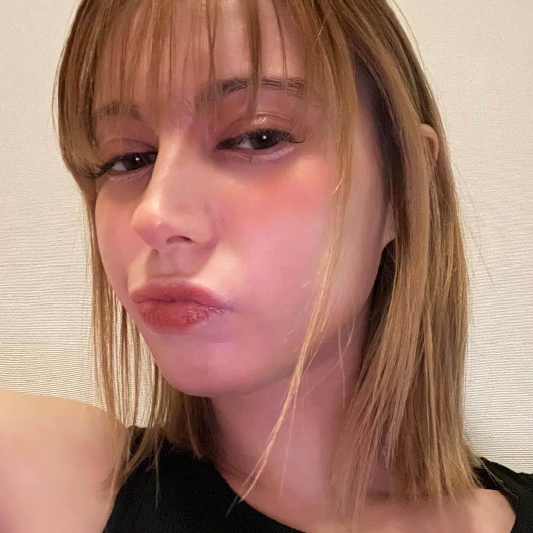 愛子のインスタグラム：「みんなイメチェン好きでしょ？」