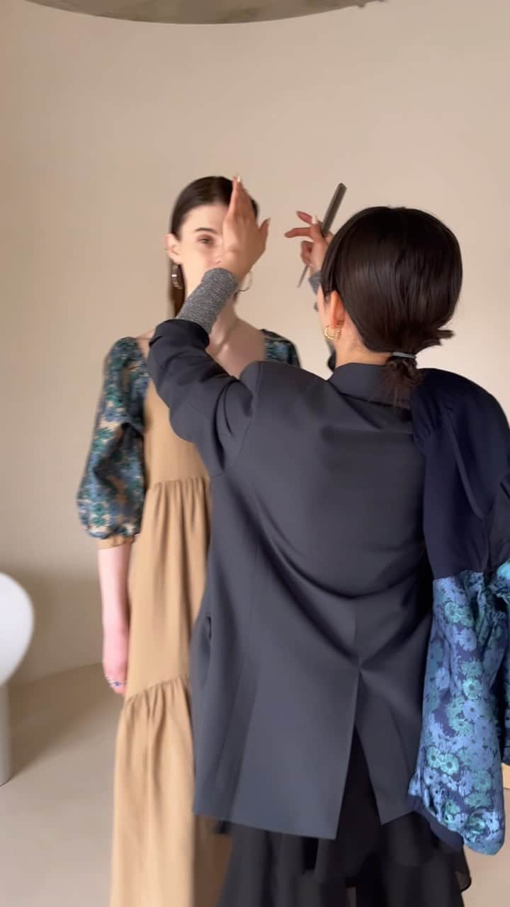 のインスタグラム：「新作撮影  みんなでワイワイめちゃくちゃ楽しかった✨達成感！ お楽しみに🙏✨  @miyoshikaori  @_m_na_m_  @mkkrmc  @riona__   @tanyaserbina ❤️」