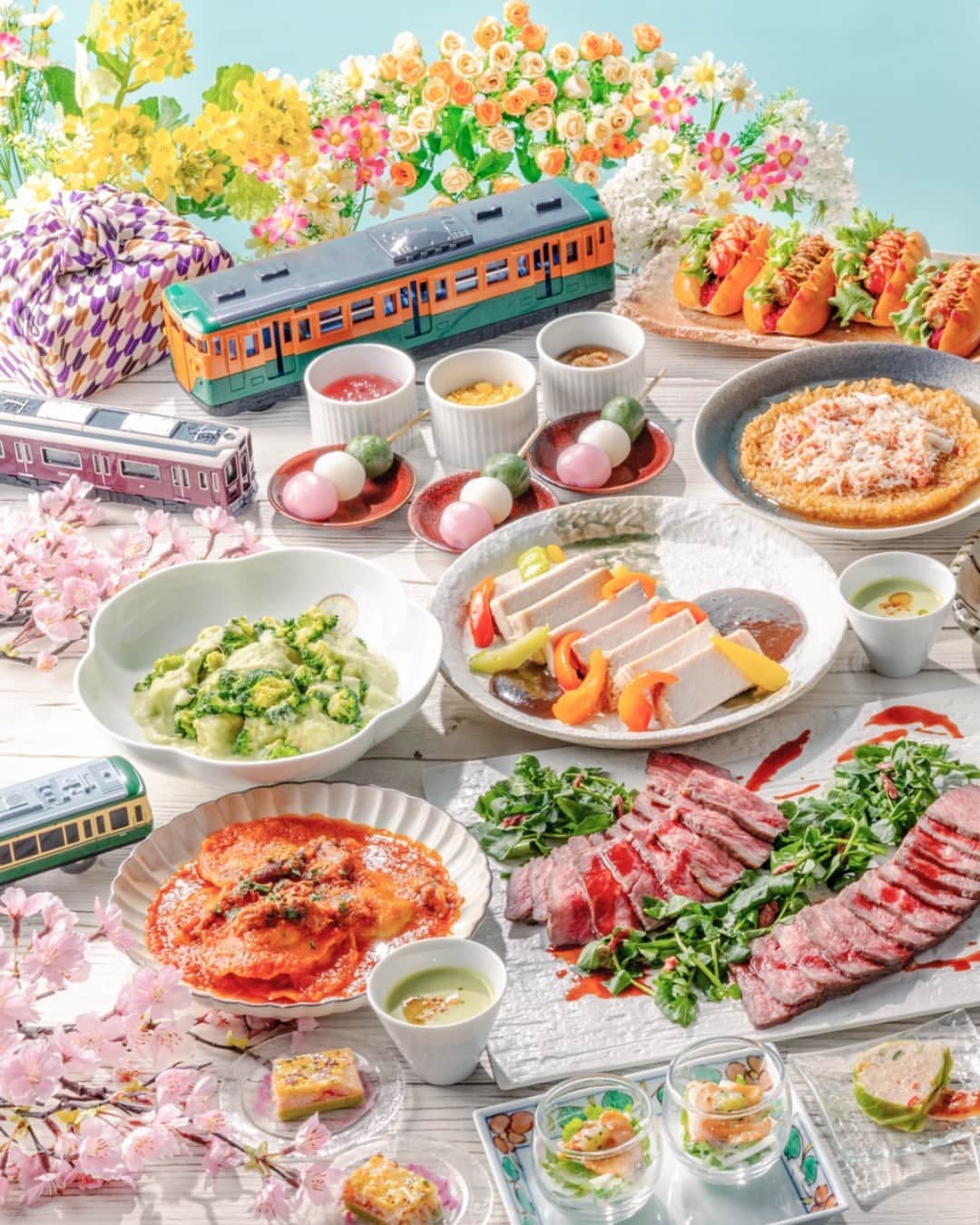 Hilton Tokyo Odaiba ヒルトン東京お台場のインスタグラム：「春の日本列島を旅するように味わい尽くす！『ハルイロ紀行』🍓 ～ランチ＆ディナービュッフェ with ストロベリースイーツ～  春めく料理やムードフード、旬のいちごのスイーツに舌鼓を打つ、優雅な時間をどうぞお楽しみください。  詳細はホテル公式サイトをご確認ください。  Embark on a culinary journey across Japan this spring!  Treat yourself to an exquisite dining experience that includes seasonal dishes, mood-boosting foods, and decadent strawberry sweets🍰 Let the flavors of "Haruiro Journey" transport you throughout the Japanese archipelago with every savory bite.  #ヒルトン東京お台場 #hiltontokyoodaiba」
