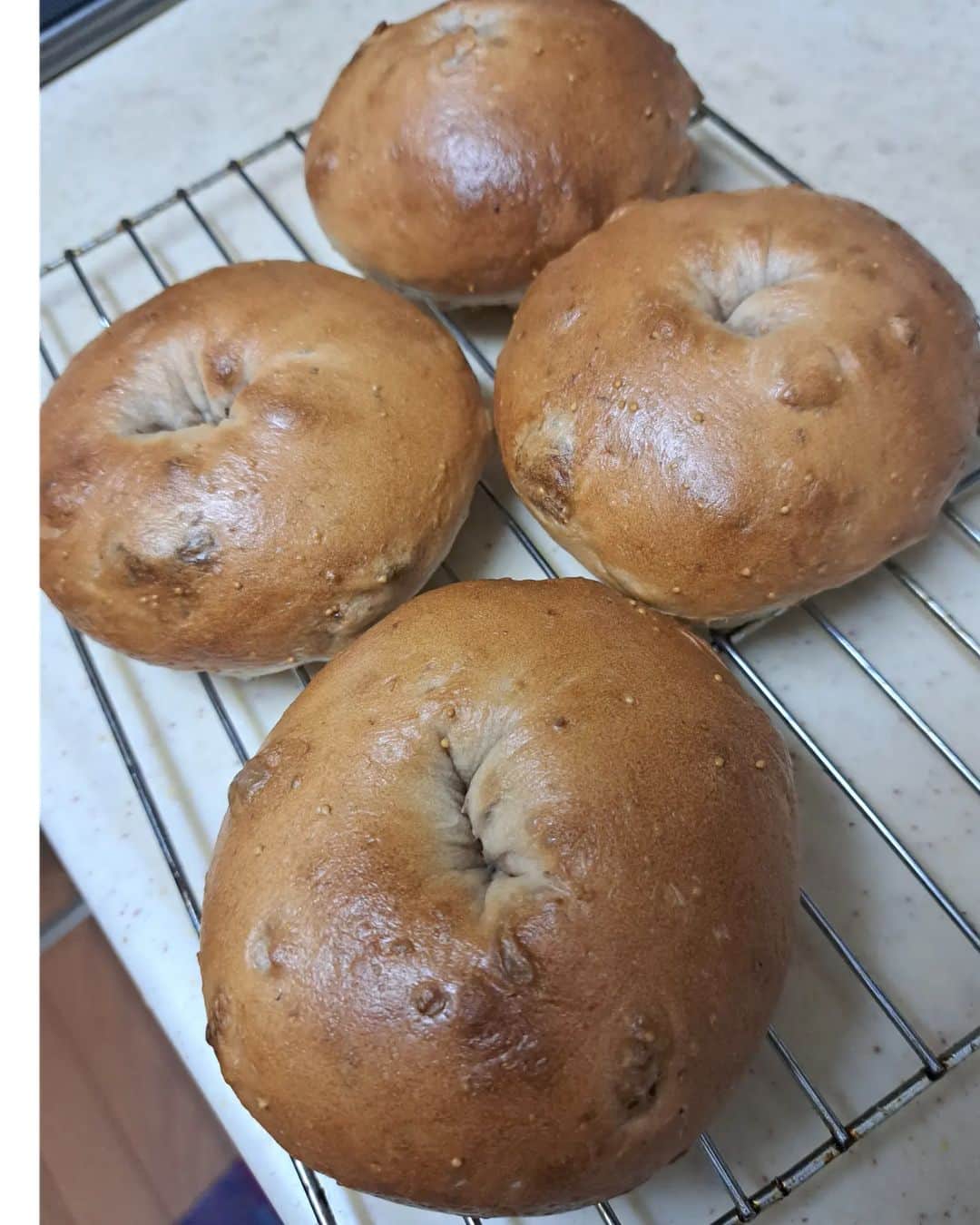 大高洋夫のインスタグラム：「🎶これ絶対旨いやつ~~~♪ 自画自賛BAGEL！」