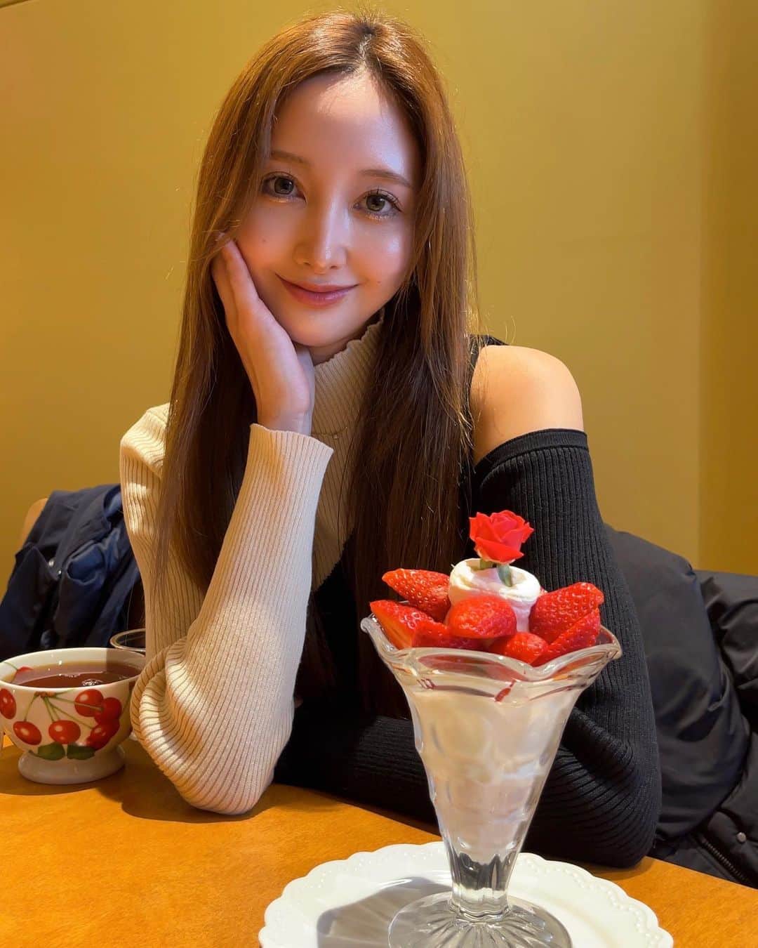 浅香ななみのグルメインスタ