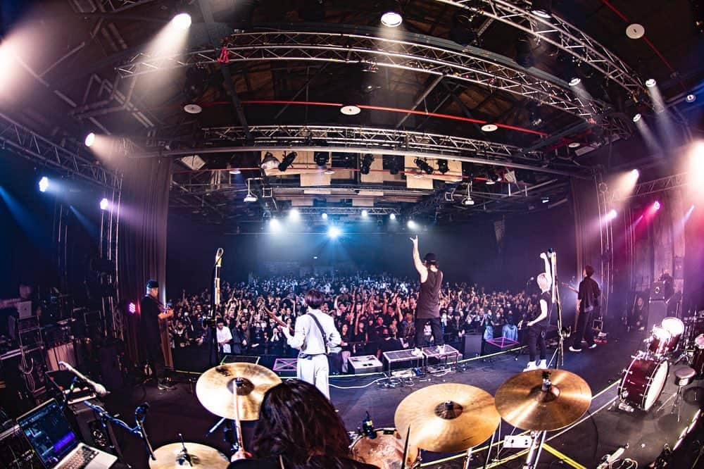 Natsuのインスタグラム：「I really enjoyed the live show in Taiwan🤘🇹🇼 A big thank you to everyone who has supported us🙏  I think we could clearly see the stage we should go to.  Please look forward to us in the future.  I want to go abroad more!!!  📸 by @liestearphotography  #metalcore  #deathcore  #loudmusic」