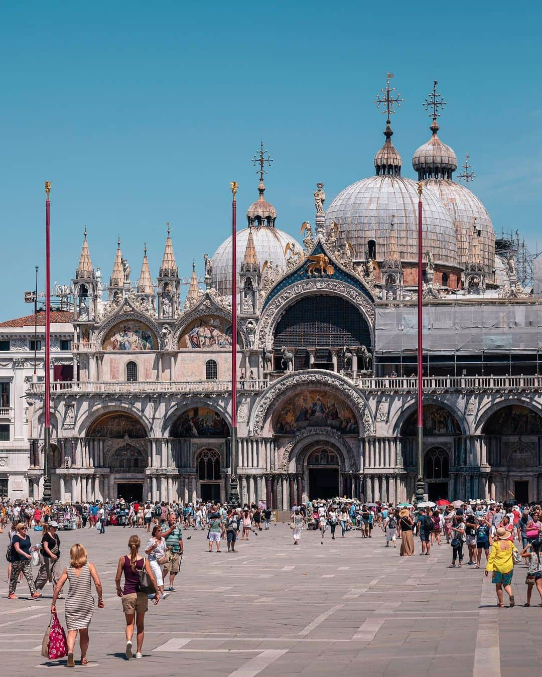 Nicanor Garcíaのインスタグラム：「Excited to attend the renowned BERÜHRUNGSPUNKTE (Gira, KEUCO, TRILUX) Meetingpoint during the Venice Architecture Biennale May 17-21! Join me at Palazzo Contarini Polignac, where architects and architecture lovers can connect and relax.  Click the links in my profile to learn more and register.  #meetingpointforarchitects #venice #architecturebiennale #venedig #architects #design #architekturbiennale #beruehrungspunkte #gira #keuco #trilux  @gira.international @keuco_official @trilux_global @beruehrungspunkte」