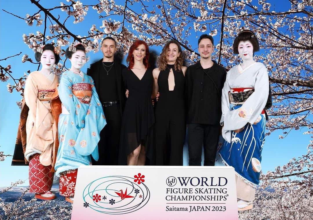 エリスカ・ブレジノワさんのインスタグラム写真 - (エリスカ・ブレジノワInstagram)「Worlds 2023 banquet 🇯🇵  #banquet #japan #tokio #dinner #czechteam」3月28日 13時44分 - eliskabrezinova
