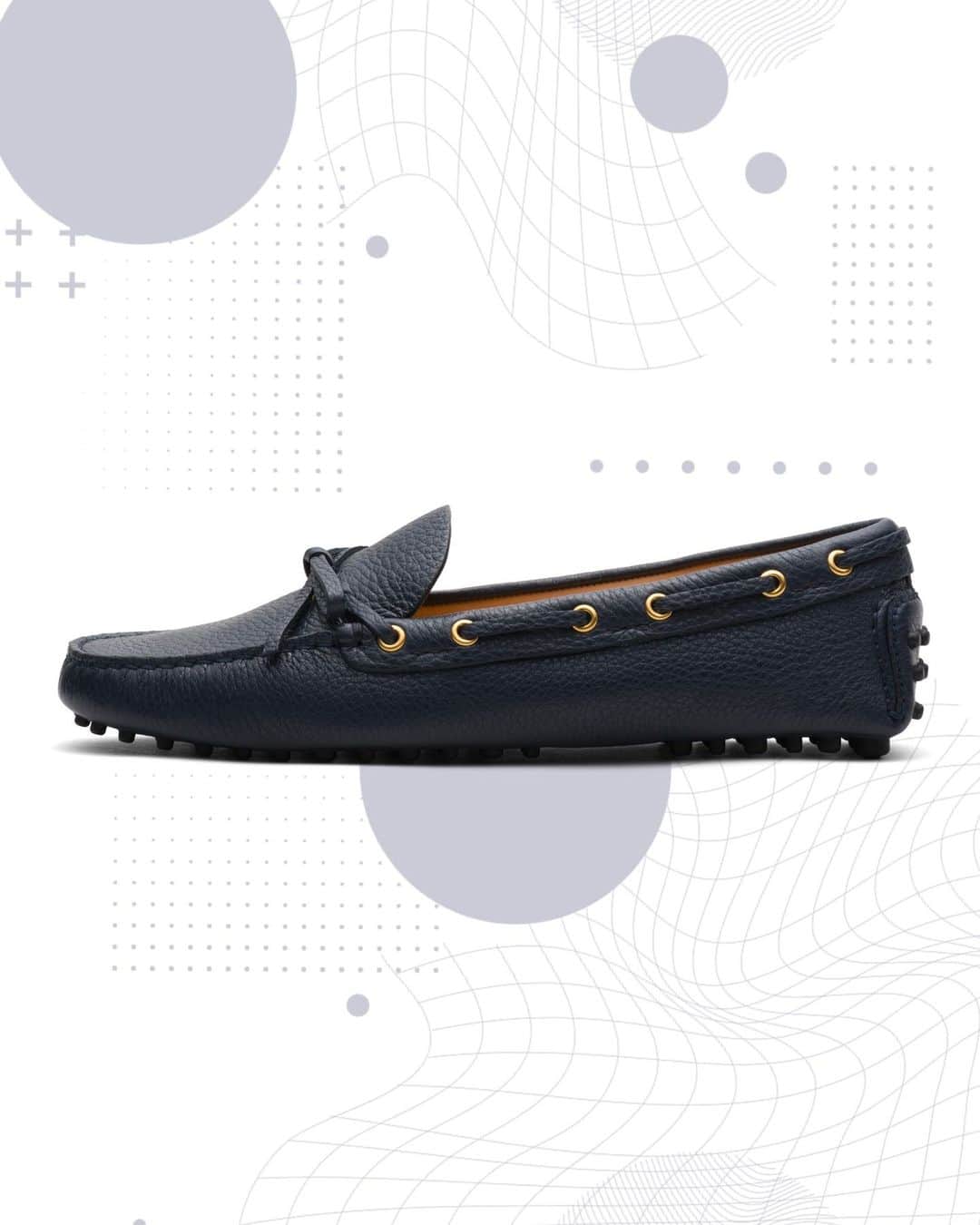 カーシューさんのインスタグラム写真 - (カーシューInstagram)「Navy is the colour of elegance.  Wear a great classic, choose #DrivingShoes.」3月28日 16時43分 - carshoe