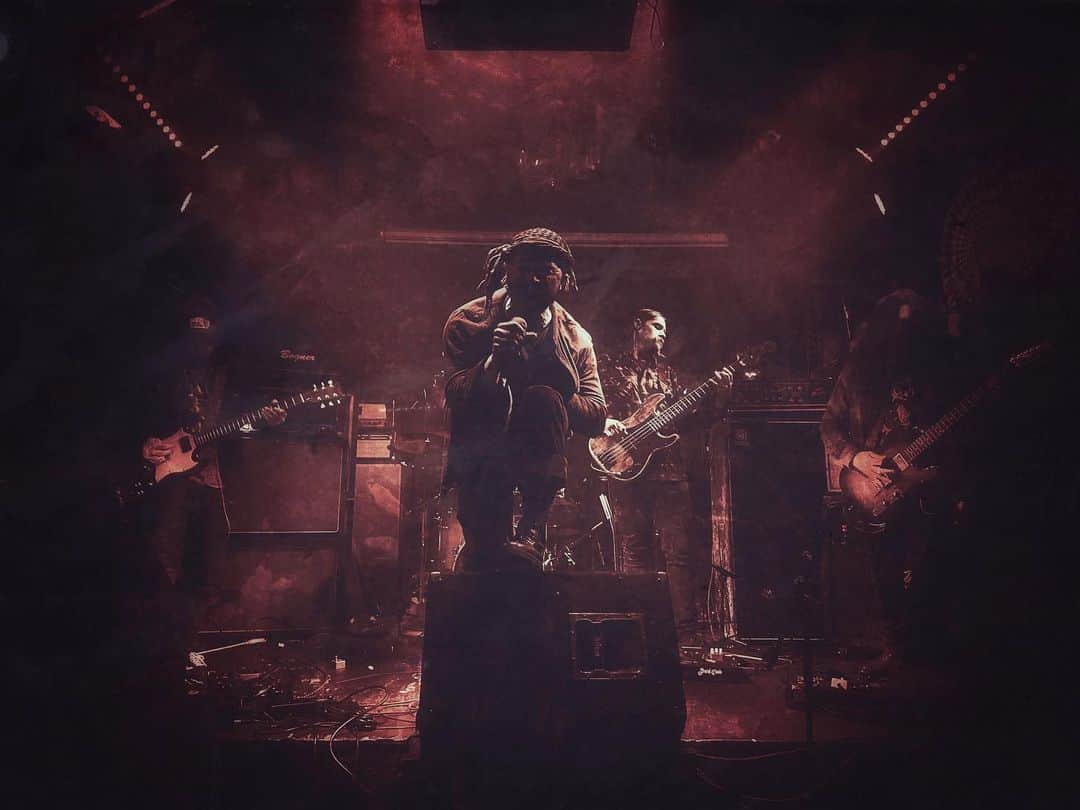 マイケル・マラーキーのインスタグラム：「thank you portland & seattle for two killer sold out nights to launch the HELL tour  thanks for having us @loweryourhead @glasghote_pdx & @reburied_death @substation.seattle @the_high_water_mark @churchroadrecords   🪬 NEW @burial_clouds MUSIC NEXT WEEK…」