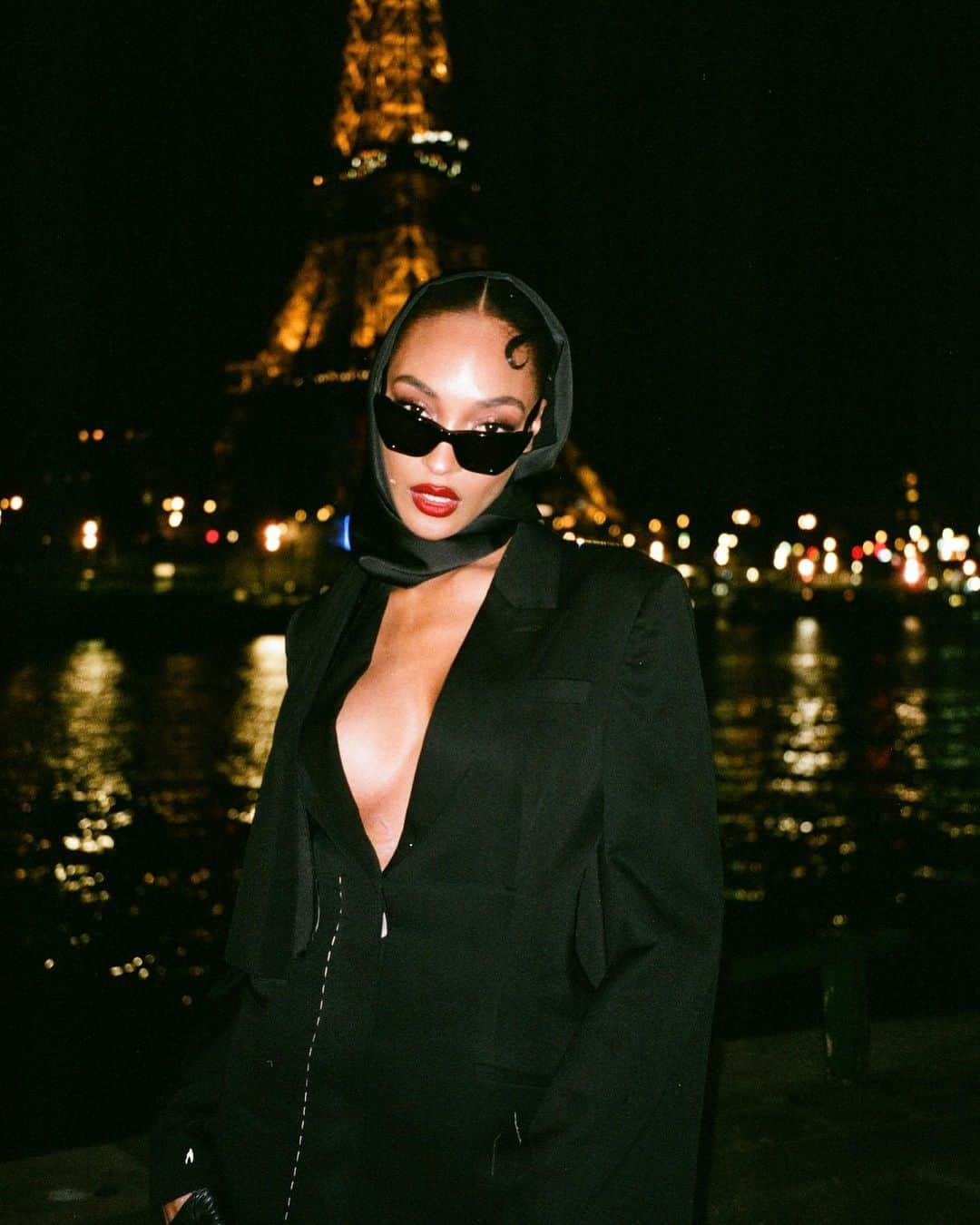 ジョーダン・ダンさんのインスタグラム写真 - (ジョーダン・ダンInstagram)「when in Paris…」3月29日 2時51分 - jourdandunn