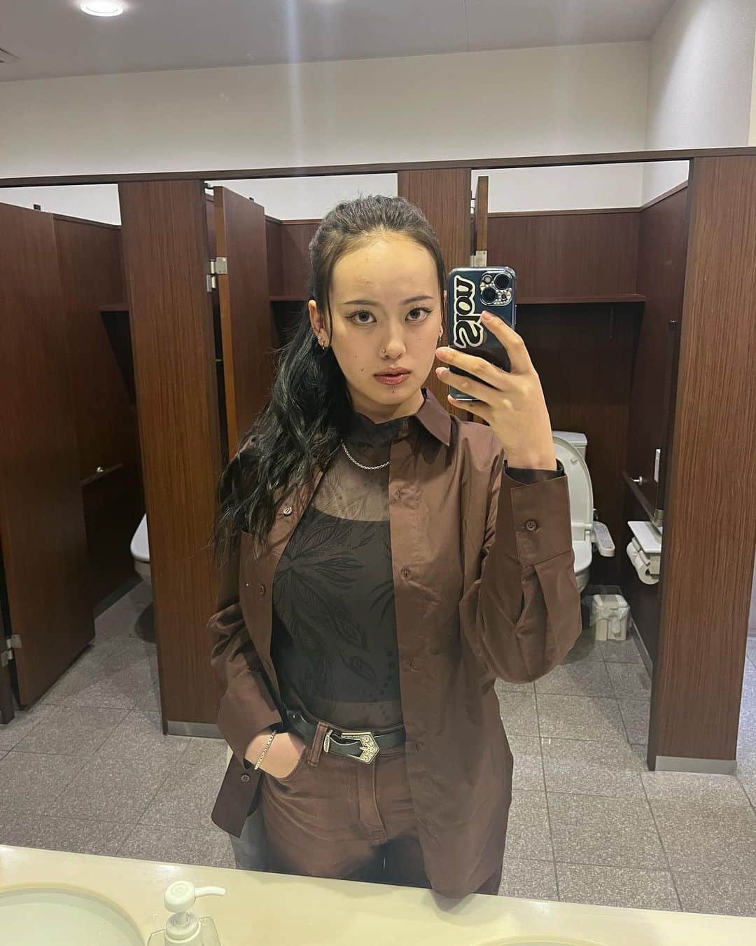 柏木さりなさんのインスタグラム写真 - (柏木さりなInstagram)「People who don't have enough love don't know that they don't have enough love」3月28日 18時58分 - nanyanen00