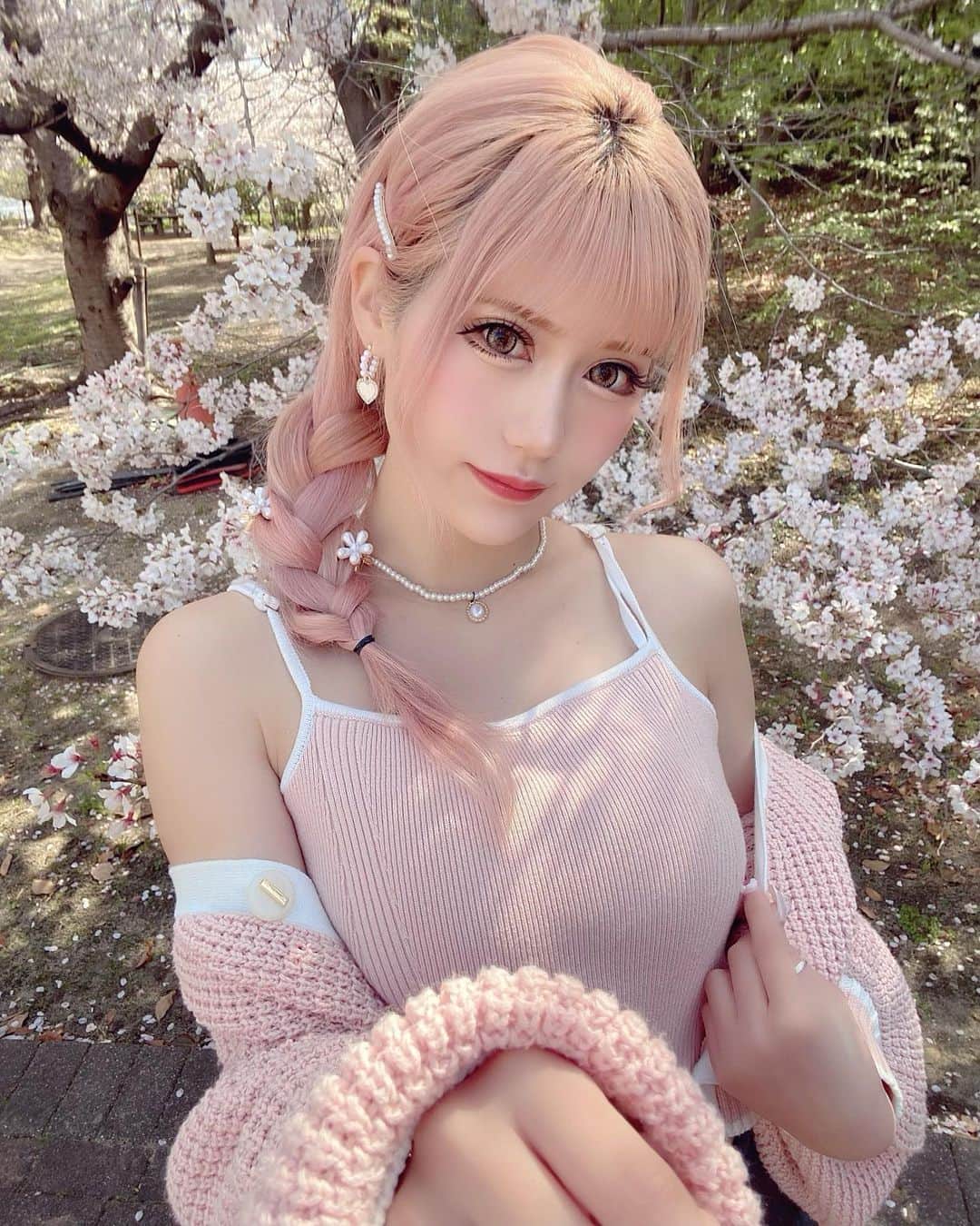あいめろ姫のインスタグラム：「桜見てきた🌸💞」