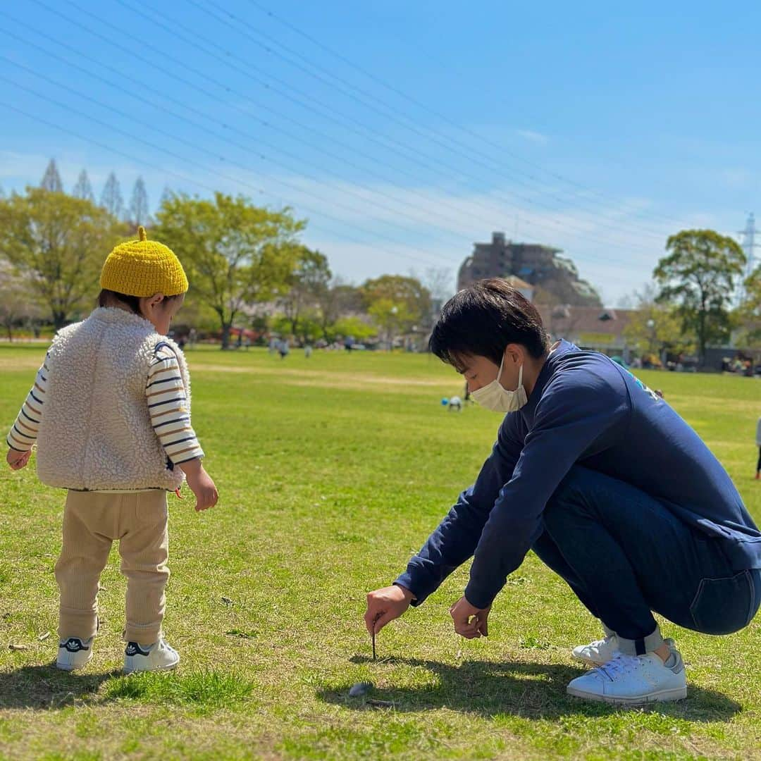 藤中優斗 さんのインスタグラム写真 - (藤中優斗 Instagram)「🌳🪵☀️🍀👶🏻🧔🏻  #patagonia #uniqlo #adidas #stansmith #adidasstansmith」3月28日 20時03分 - yu__to__01