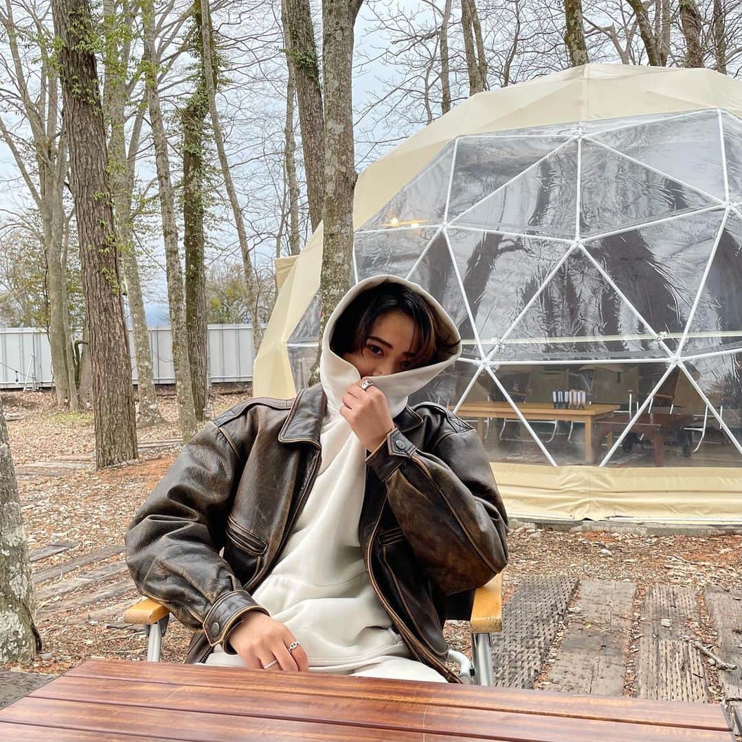 珠里亜のインスタグラム：「🏕💛」