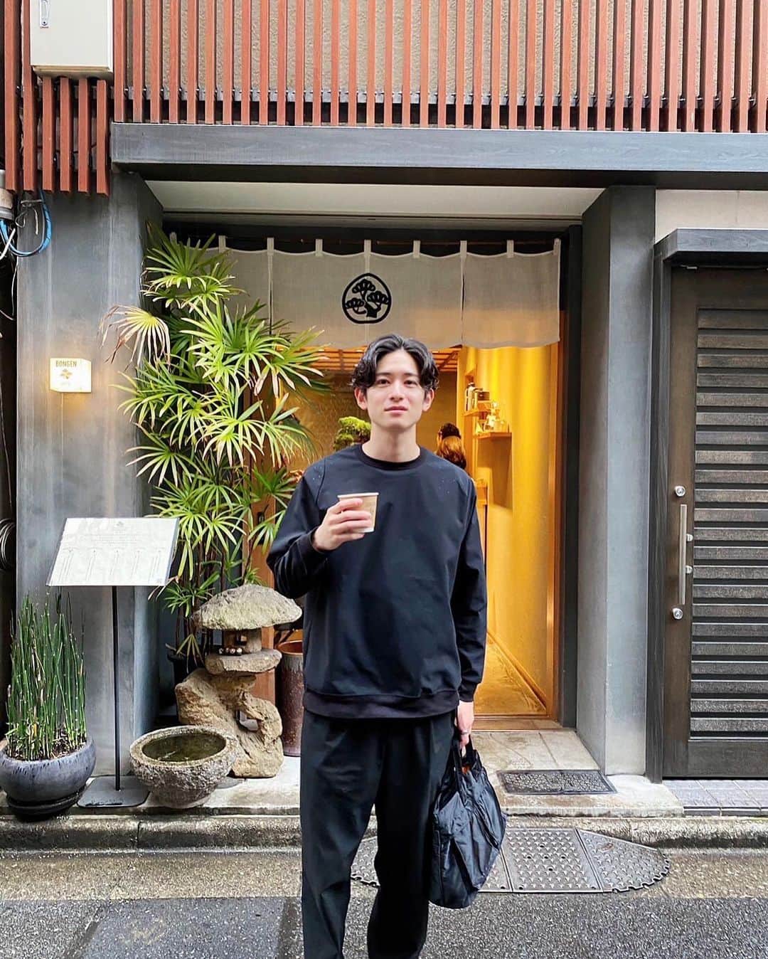 岩城滉太のグルメインスタ